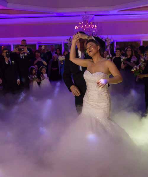 Party_and_Event_Venue_Near_Me_Windows_600x500