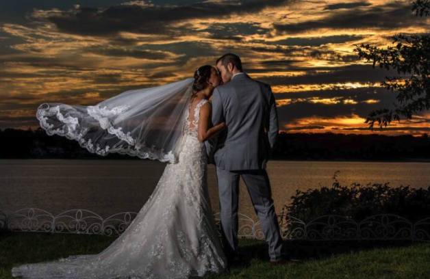 Best Photo Spots for Weddings at Williams on the Lake